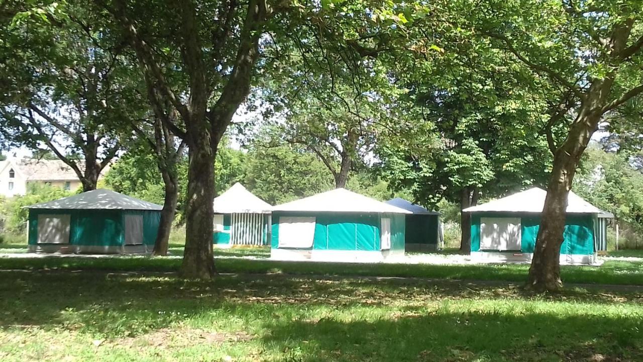 Aire-sur-lʼAdour Camping Les Ombrages De L'Adour酒店 外观 照片